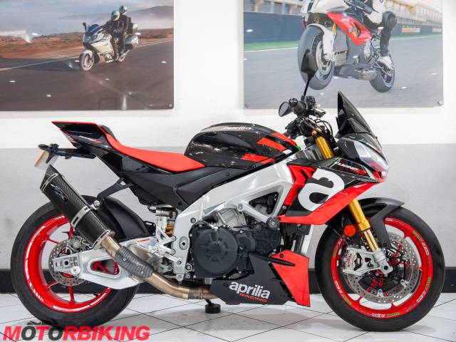 2021 Aprilia TUONO V4 1100 FACTORY Photo #1