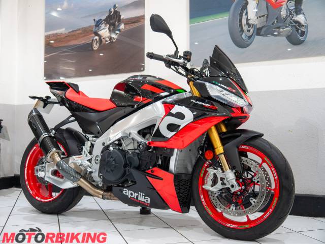 2021 Aprilia TUONO V4 1100 FACTORY Photo #2