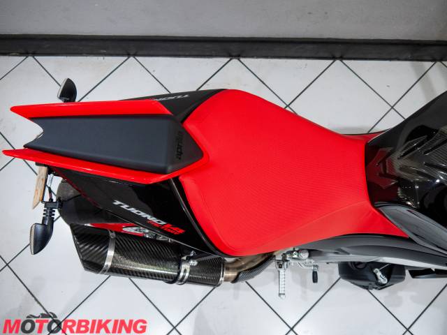 2021 Aprilia TUONO V4 1100 FACTORY Photo #18