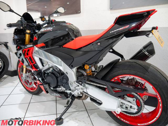 2021 Aprilia TUONO V4 1100 FACTORY Photo #28
