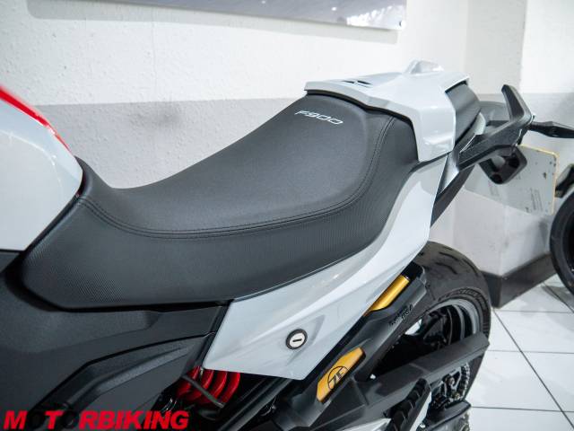 2021 BMW F900R SE Photo #28