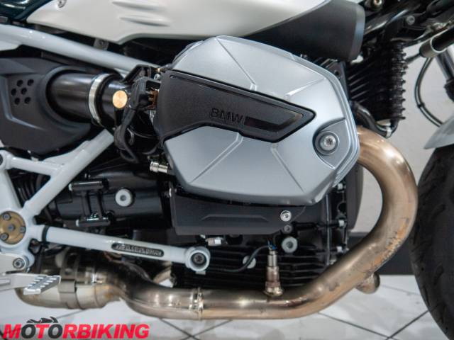 2023 BMW  R NINE T PURE Photo #16