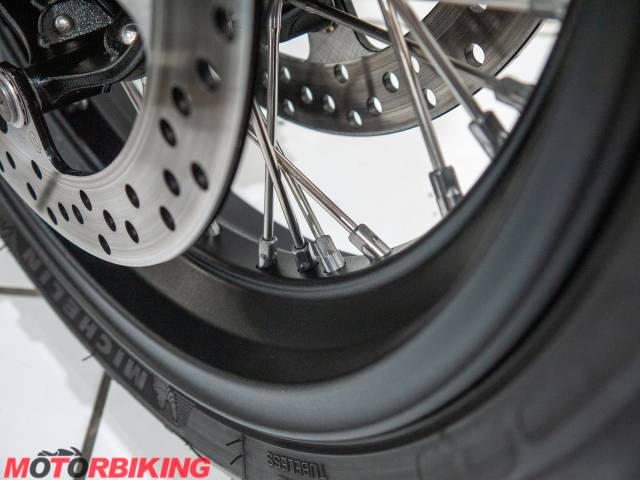 2023 BMW  R NINE T PURE Photo #19