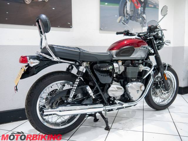 2022 Triumph BONNEVILLE T120 Photo #3