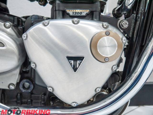 2022 Triumph BONNEVILLE T120 Photo #18