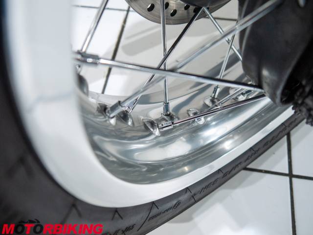 2022 Triumph BONNEVILLE T120 Photo #22