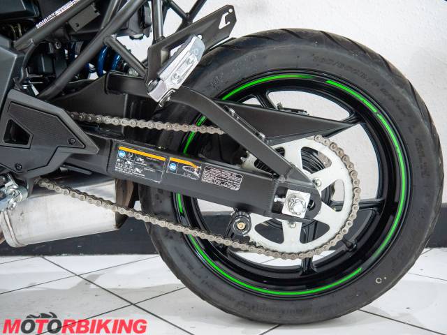 2024 Kawasaki VERSYS 650 Photo #22