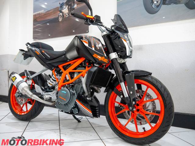 2016 KTM 390 DUKE Photo #2