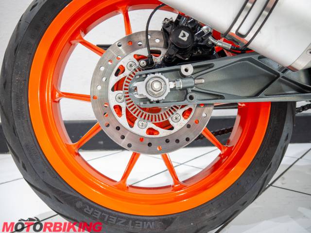 2016 KTM 390 DUKE Photo #7
