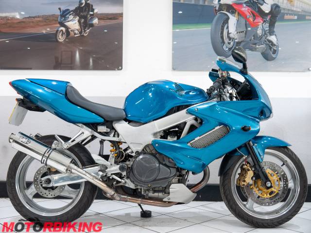 2002 Honda VTR1000 FIRESTORM Photo #1