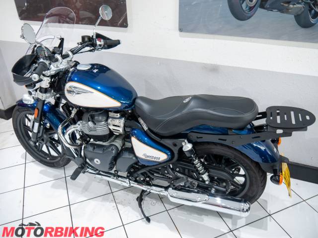2026 Royal Enfield SUPER METEOR 650 CELESTIAL Photo #26