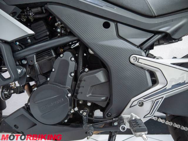 2024 CF MOTO 700MT Photo #21