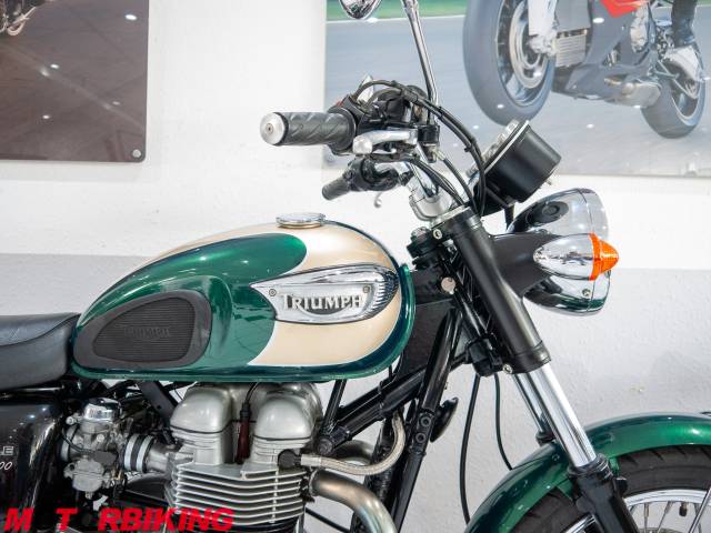 2003 Triumph BONNEVILLE T100 Photo #3