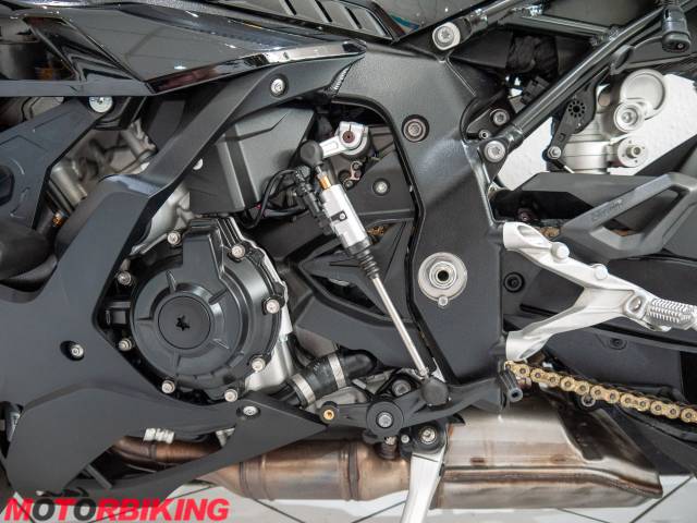 2025 BMW S1000 RR SPORT Photo #21