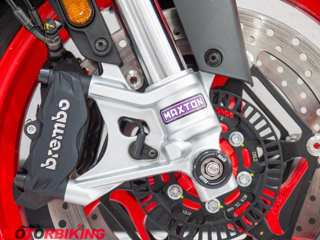 2026 Aprilia RS660 Maxton suspension front and rear Photo #14