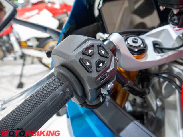 2026 Aprilia RS660 Maxton suspension front and rear Photo #30