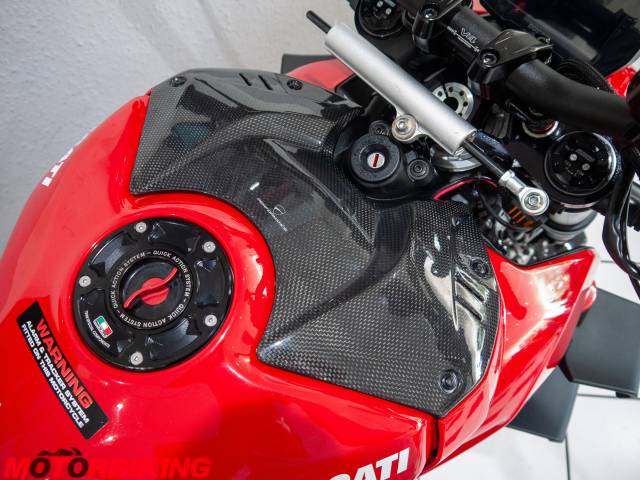 2020 Ducati STREETFIGHTER V4 Photo #15