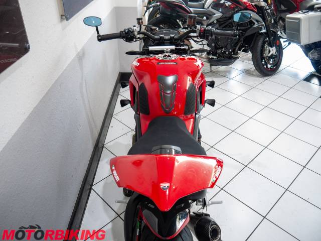 2020 Ducati STREETFIGHTER V4 Photo #19