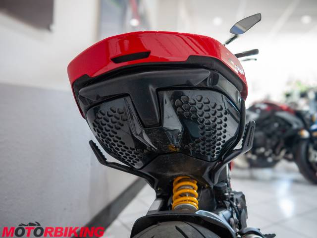 2025 Ducati DIAVEL V4 Photo #5