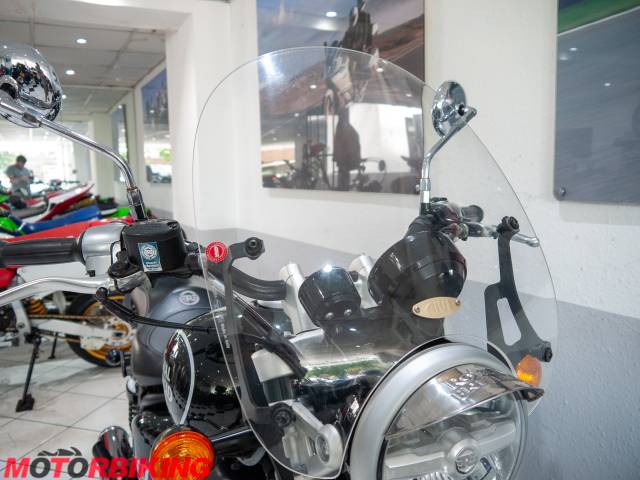 2023 Royal Enfield SUPER METEOR 650 Photo #5