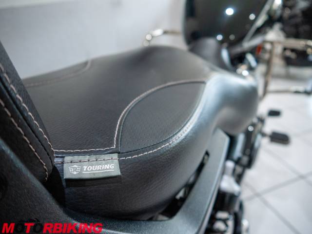 2023 Royal Enfield SUPER METEOR 650 Photo #8