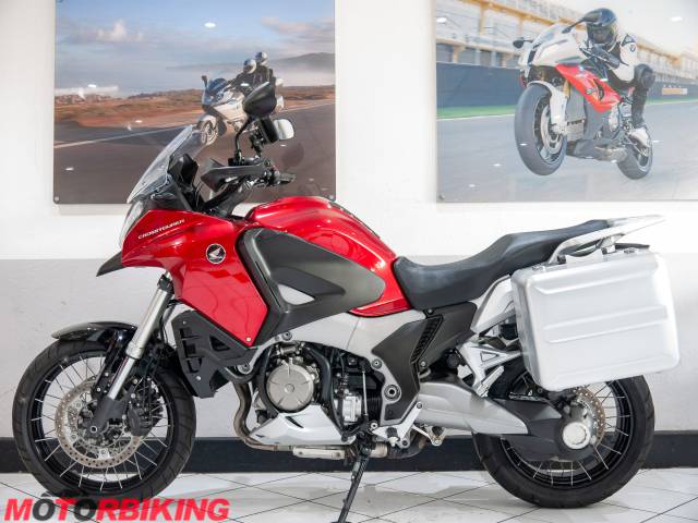 2012 Honda VFR1200 X CROSSTOURER Photo #21