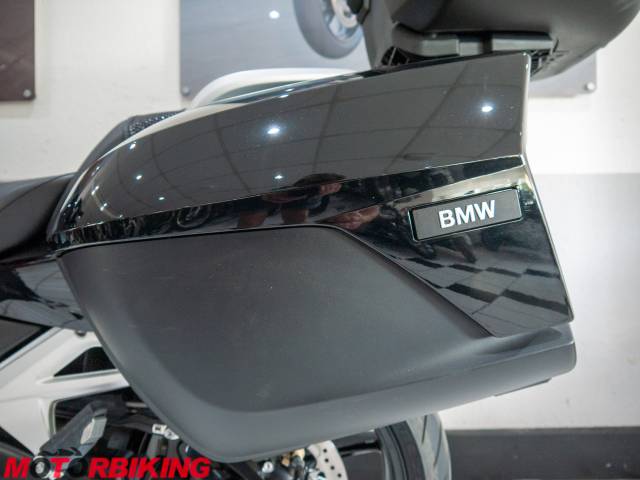 2024 BMW R1250RT LE Photo #32