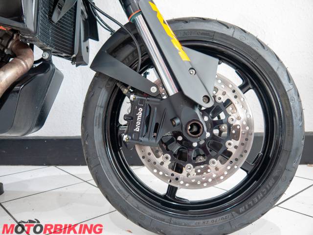2007 KTM 950 SUPERMOTO R Photo #16