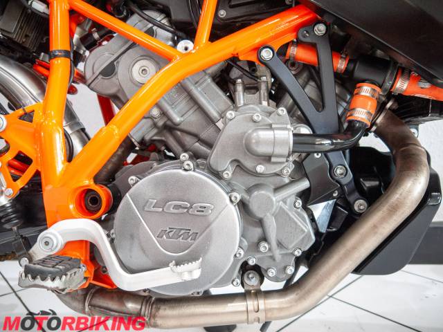 2007 KTM 950 SUPERMOTO R Photo #21