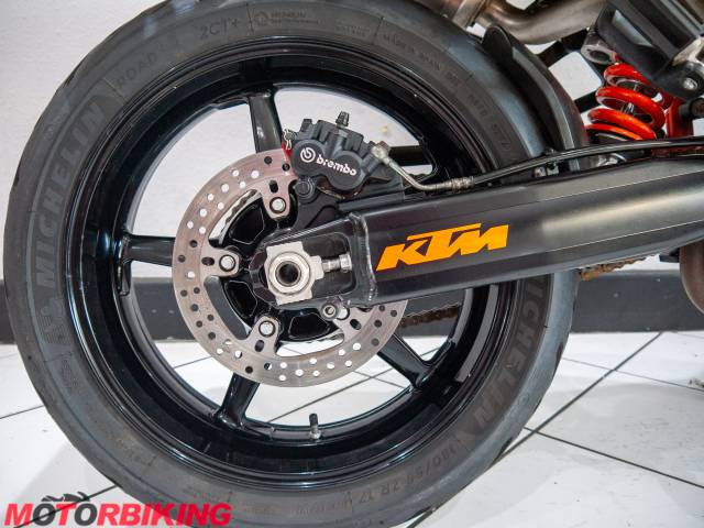 2007 KTM 950 SUPERMOTO R Photo #22