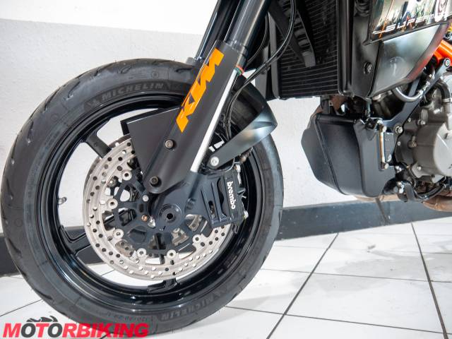 2007 KTM 950 SUPERMOTO R Photo #30