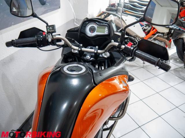2011 Suzuki V-STROM 650 Photo #15