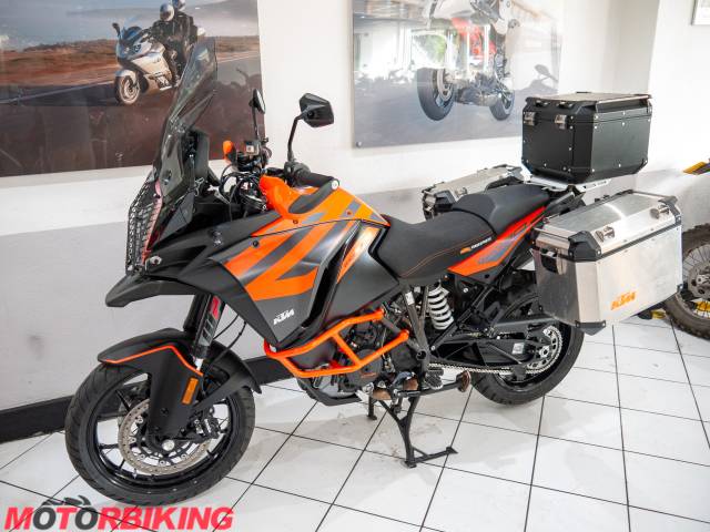 2020 KTM 1290 SUPER ADVENTURE S Photo #20
