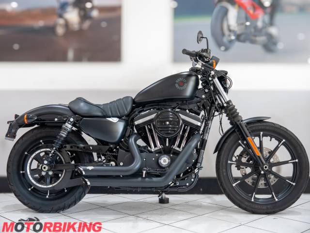 2020 Harley-Davidson SPORTSTER 883 IRON Photo #1