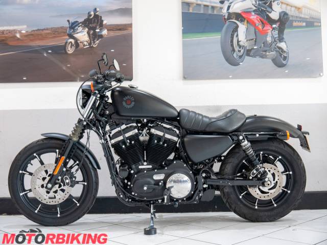 2020 Harley-Davidson SPORTSTER 883 IRON Photo #17