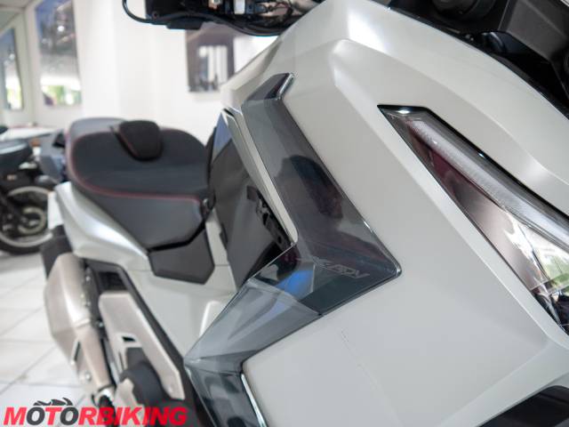 2026 Honda XADV 750 Photo #3