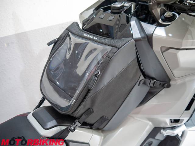 2026 Honda XADV 750 Photo #5