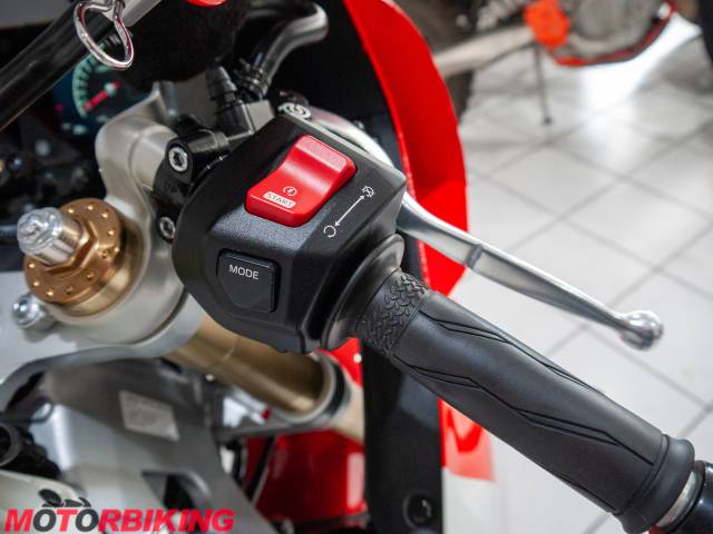 2024 Yamaha XSR 900 GP Photo #14