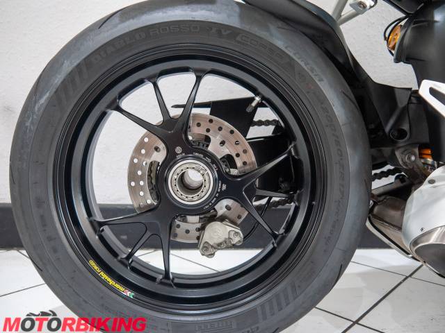 2021 Ducati STREETFIGHTER V4S Photo #5