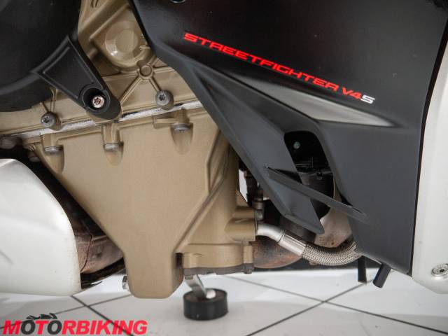 2021 Ducati STREETFIGHTER V4S Photo #9