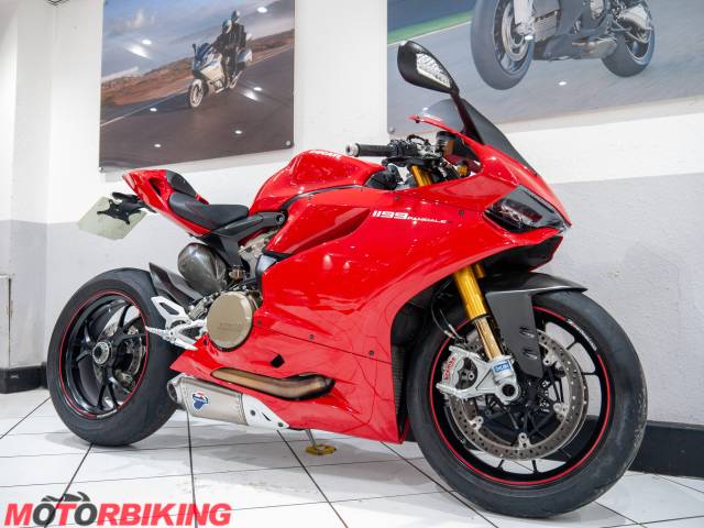 2012 Ducati PANIGALE 1199 S Photo #2