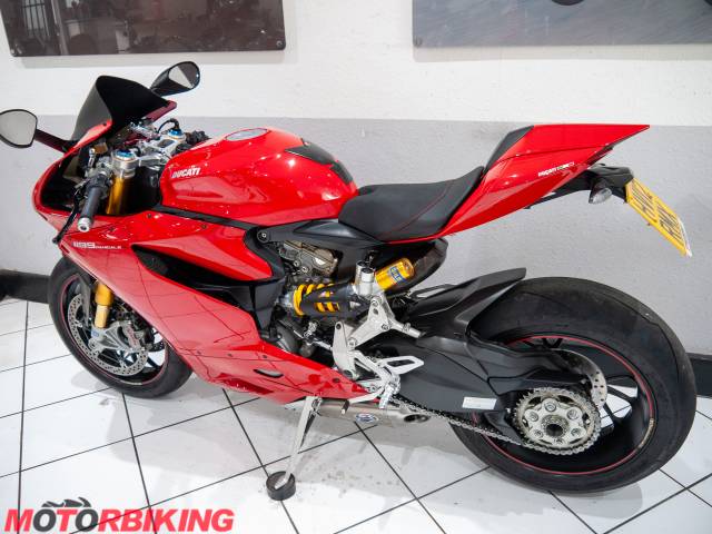 2012 Ducati PANIGALE 1199 S Photo #25