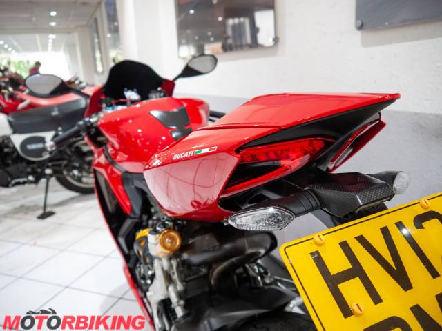 2012 Ducati PANIGALE 1199 S Photo #26