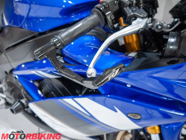 2008 Yamaha YZF-R1 Photo #11