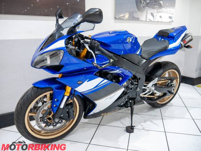 2008 Yamaha YZF-R1 Photo #17