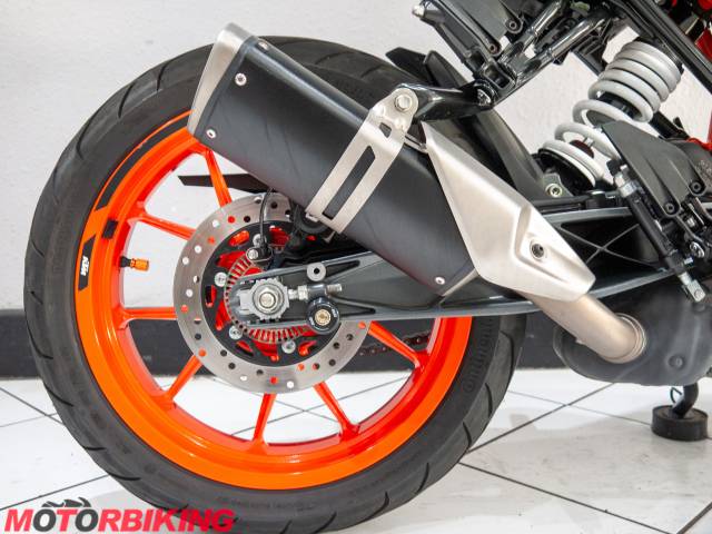 2022 KTM 390 DUKE Photo #5