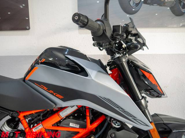 2022 KTM 390 DUKE Photo #9