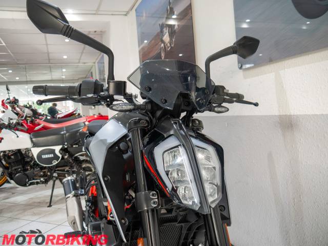 2022 KTM 390 DUKE Photo #13