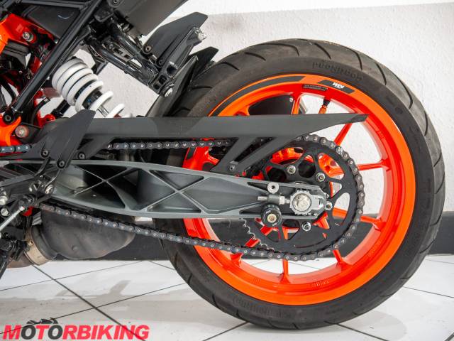 2022 KTM 390 DUKE Photo #23