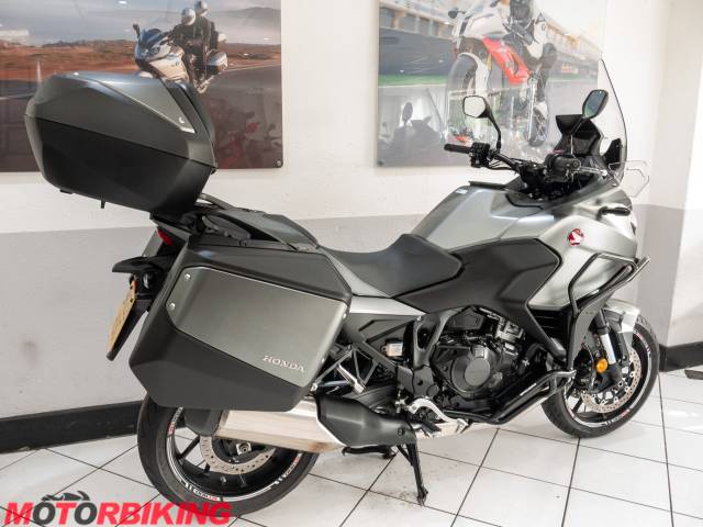 2022 Honda NT1100 Photo #3